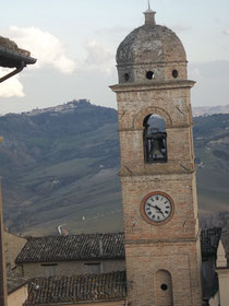 La campana di Monte San Martino.