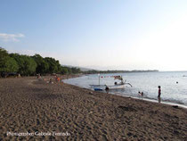 La spiaggia nera di Lovina