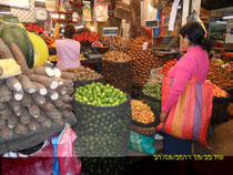 Früchte und Gemüsemarkt in Lima Foto: Harald Petrul