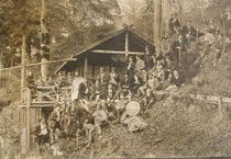 Um 1910