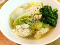 豆腐入り肉団子と白菜のスープ