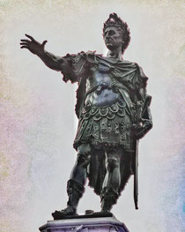 Kaiser Augustus, der Gründer Augsburgs an dem nach ihm benannten Prachtbrunnen