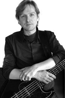 Ralf - Bass - The Jumpers
