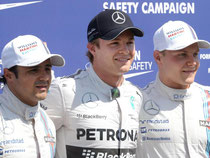 Nico Rosberg hat sich die Pole Position vor Valtteri Bottas (r) und Felipe Massa (l) gesichert. Foto: Bernd Weißbrod
