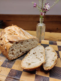 Sauerteig Brot