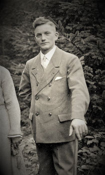 Wilhelm Molitor (+) war ein Naturliebhaber der an seiner alten Heimat hing und jede Veränderung mit kritischen Augen betrachtete. An sein geliebtes "Hunersnest" kann sich keiner mehr erinnern.