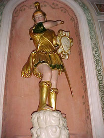 Statua di san Michele Arcangelo, chiesa della Catena (foto S. Farinella©)