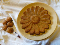 Gâteau aux noix et safran