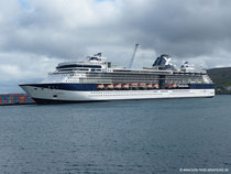 Kreuzfahrtschiff im Hafen von Tórshavn