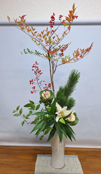 2025年にご来店くださった方、HPを見てくださった方、無事営業を終えることができました。皆さまのお陰です、ありがとうございました！どうぞお身体に気をつけてお過ごしください。1月の定休日は毎週日曜と5、19日です、皆さま感染症に罹らず元気に過ごせますように。。