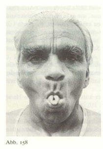 B.K.S. Iyengar atmet in Sitali