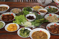 Mittagessen in Myawaddy, Myanmar