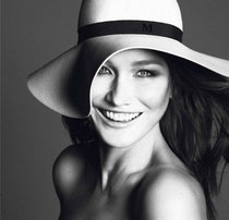 Carla Bruni, Soleil carré Uranus