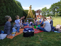 Picknick am Spielplatz