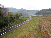 軽便鉄道はお米プロジェクト'09の田圃のすぐそばを走っていた。（現在は遊歩道）