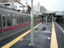 ▲京王線・国領駅