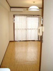 会場の事例 1Kマンションの内装