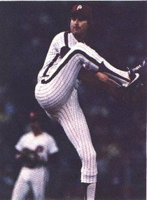 Steve Carlton fell to 13-3 on the season.