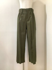 ピーエヌティ(PNT）52−MS15E 濃いカーキパンツ40  ¥20,790（税込）⇒SALE ¥18,711（税込）