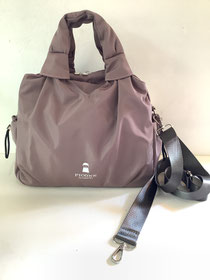 ピッコーネ（picone）4−MA22 ショルダー付き三層型バック ¥9,350（税込）SOLD OUT