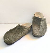 A'RCOPEDICO 1−15Sカーキ35（22.5〜23) ¥7,480（税込）⇒SALE¥3,740（税込）