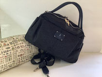 ピッコーネ（picone）4−MA23  黒ボストンバック ¥16,280（税込）
