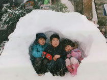 2014年の今日、こんなに雪が降ったんだっけ。写真のみんなは、今年、高校生と中学生です😊