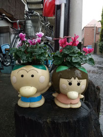 雨は強いですが😅営業しています💨