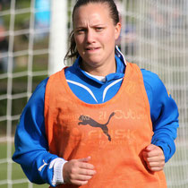 Julie Adserø war bis zum Saisonende von Stabæk FK ausgeliehen und erlitt in der 2.Runde des CL gegen 1.FFC Frankfurt einen Bruch des Mittelfußes. Sie wird wahrscheinlich die komplette Vorrunde nicht zur Verfügung stehen.
