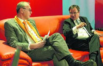 CDU-Bürgermeisterkandidat Berndt (l.) u. NRW-CDU Landeschef Laschet