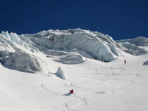 Abfahrt über den Tourgletscher