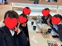 昨日、ホルンパートの3学年でご飯に行きました🍣楽しかったしおいしかったです😉