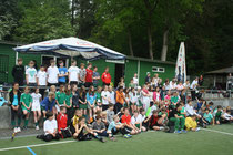 Insgesamt 120 Kinder nahmen auf Kreisebene an "Jugend trainiert" im Feldhockey auf dem LHC-Platz teil.