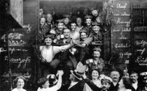 Kriegseuphorie am Beginn des Ersten Weltkrieg (1914)