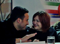 Elisa Martorana al tavolo dei relatori con Natale Giunta