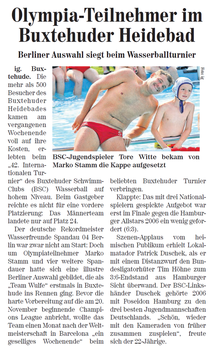 BSC-Jugendspieler Tore Witte bekam von Marko Stamm die Kappe aufgesetzt. Neue Buxtehuder Wochenblatt vom 11.09.2013