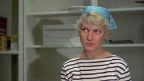 Diana Scarwid in Mommie Dearest