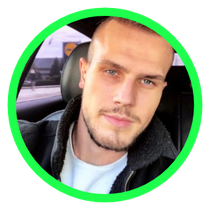 Oliver Andrés Bosa R.  - GERENTE
