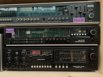 Receiver SABA HiFi Studio 8120 Frontansicht mit analoger UKW MW Skala und Schiebereglern