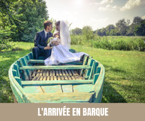 A chaque semaine, son moyen de transport original pour les mariés ! Barque