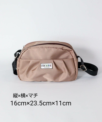 ピッコーネ（Picone）4−MA21ベージュミニボストンショルダーバック ポリエステル100%  ¥10,450（税込）