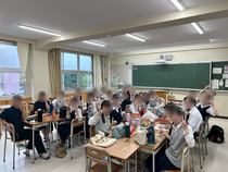 歓迎会の後、クラパでお昼を食べました🍚