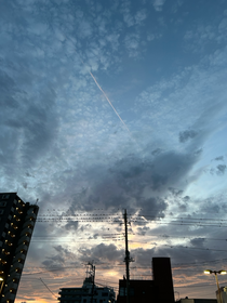 空がとてもきれいで思わず写真を撮りました📷