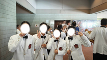 東部支部研究発表会の際にフルートの1年生で撮った写真です!とっても仲良しです💞