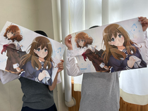 無事ポスターを手に入れてはしゃいでます😊