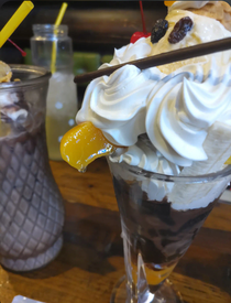 2人で食べるには大変でした😵😵