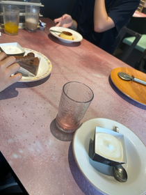 甘いスイーツで疲れが癒やされました🍨🍰😊