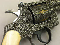 Colt Python ziseliert 