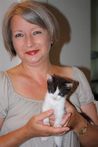 woman with kitten 1