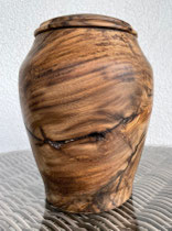 Holzart Nussbaum
